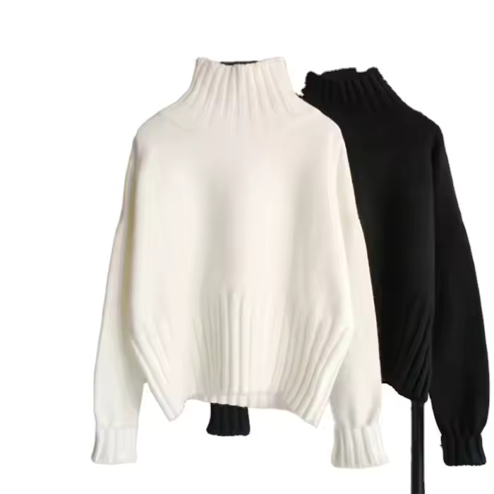 Pull Col Montant Tricoté – Élégance Minimaliste